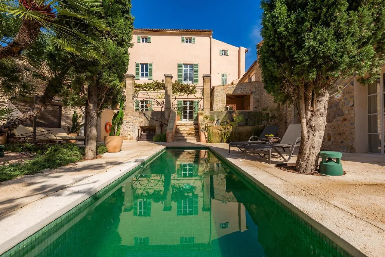 Yartan Boutique Hotel - Adults Only contacts